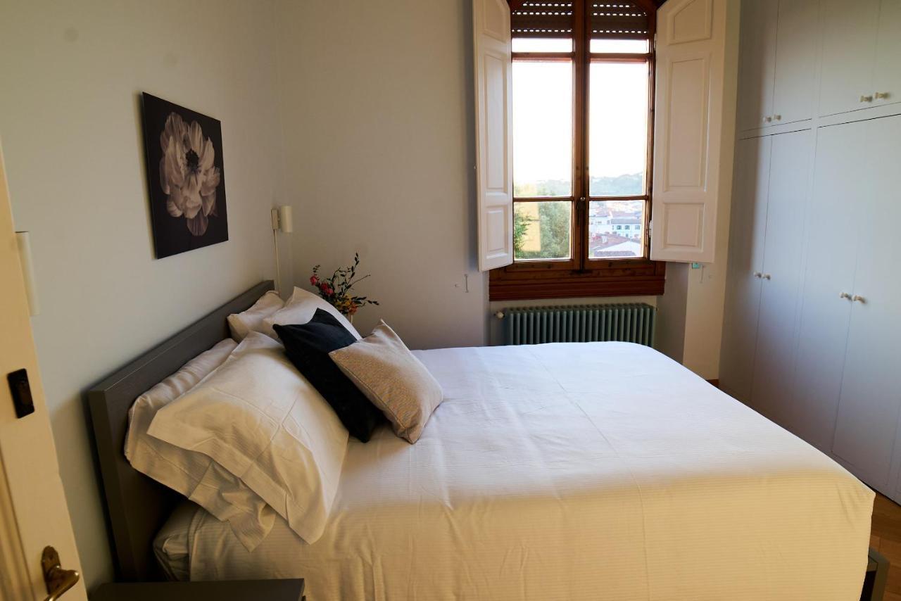 Chic Apt In Villa - Dolcevita Holiday Florencia Exterior foto