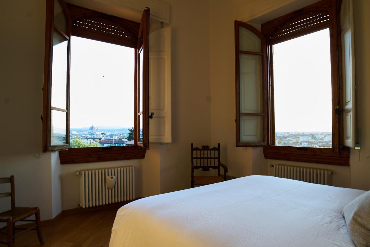Chic Apt In Villa - Dolcevita Holiday Florencia Exterior foto