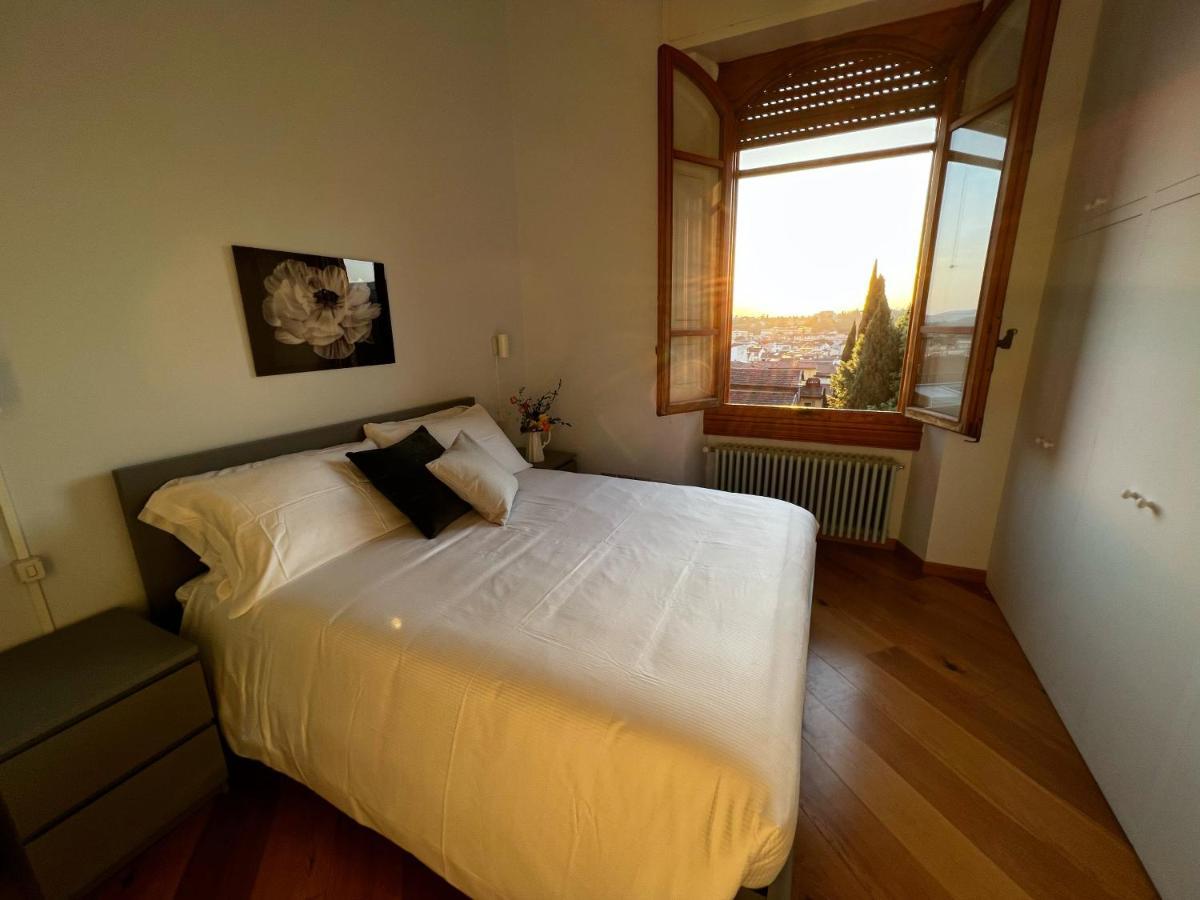 Chic Apt In Villa - Dolcevita Holiday Florencia Exterior foto