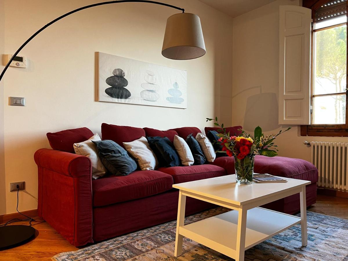 Chic Apt In Villa - Dolcevita Holiday Florencia Exterior foto