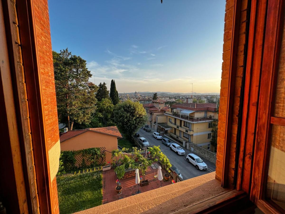 Chic Apt In Villa - Dolcevita Holiday Florencia Exterior foto
