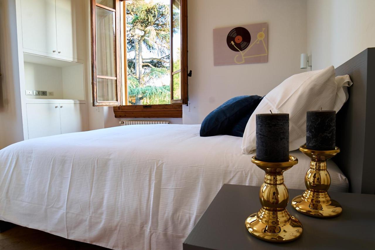 Chic Apt In Villa - Dolcevita Holiday Florencia Exterior foto