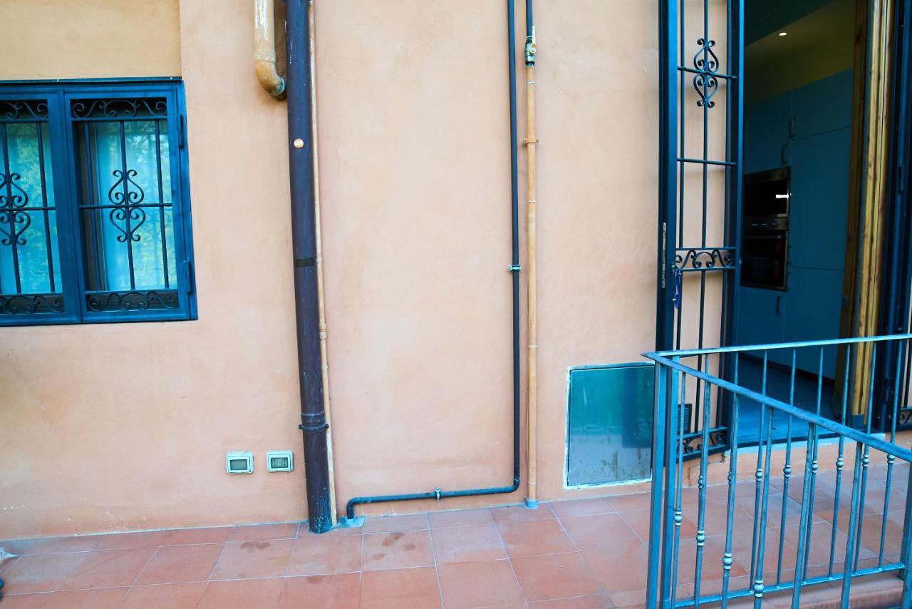 Chic Apt In Villa - Dolcevita Holiday Florencia Exterior foto