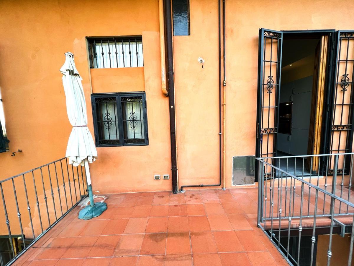Chic Apt In Villa - Dolcevita Holiday Florencia Exterior foto