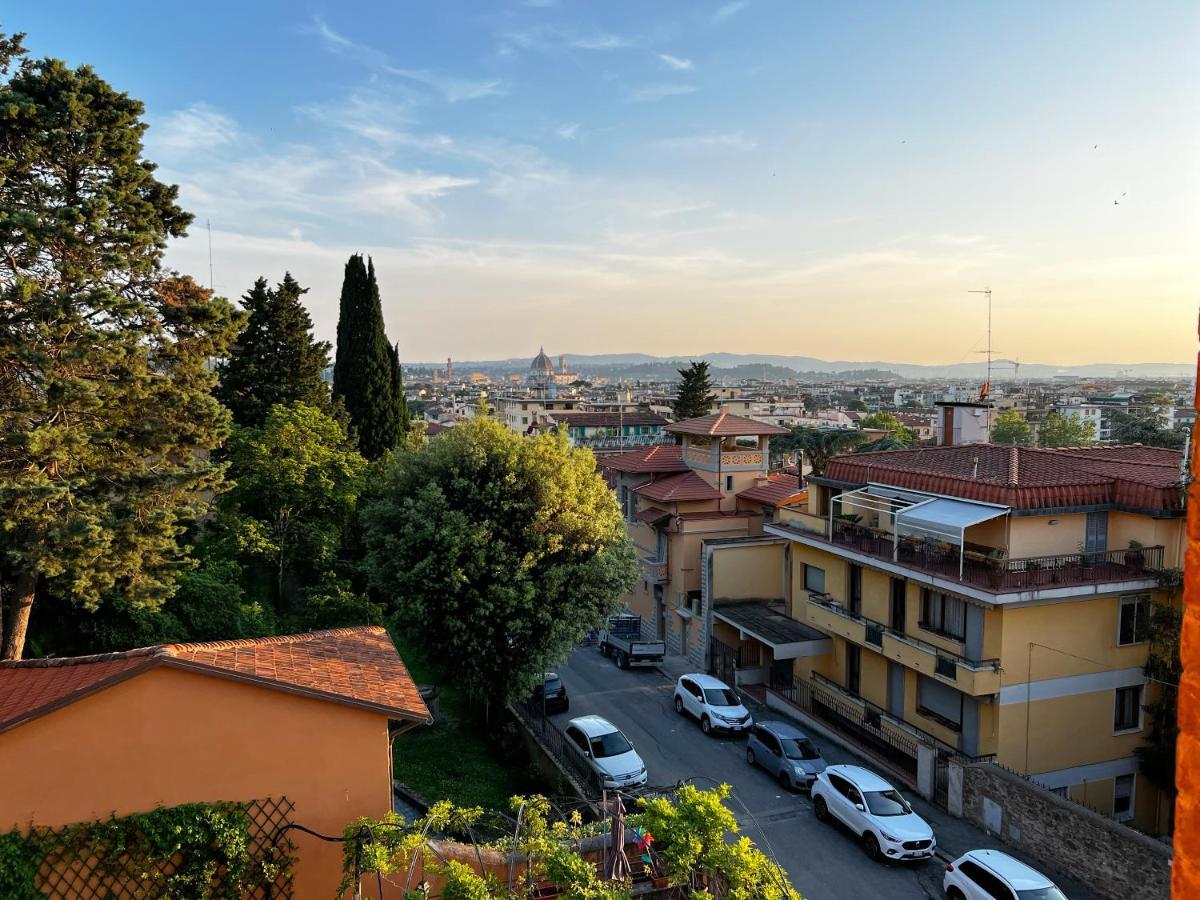 Chic Apt In Villa - Dolcevita Holiday Florencia Exterior foto